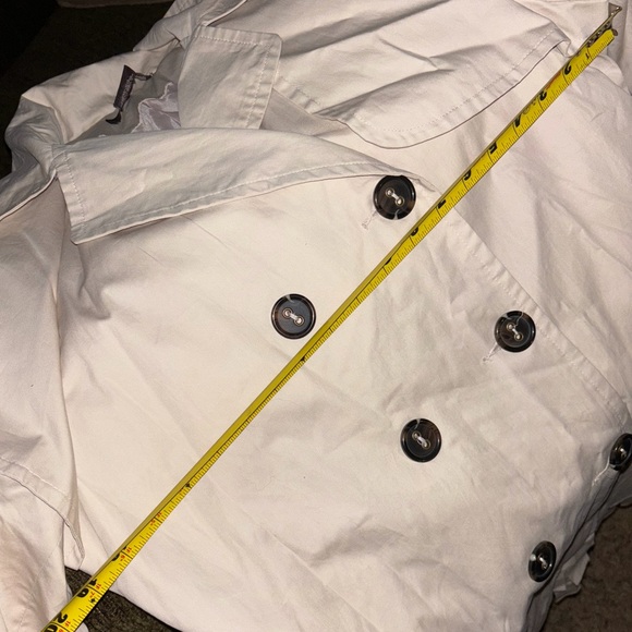 Luii NWOT Button Down Double Pleated Hem off white 3/4 trench coat jacket L - Picture 10 of 12